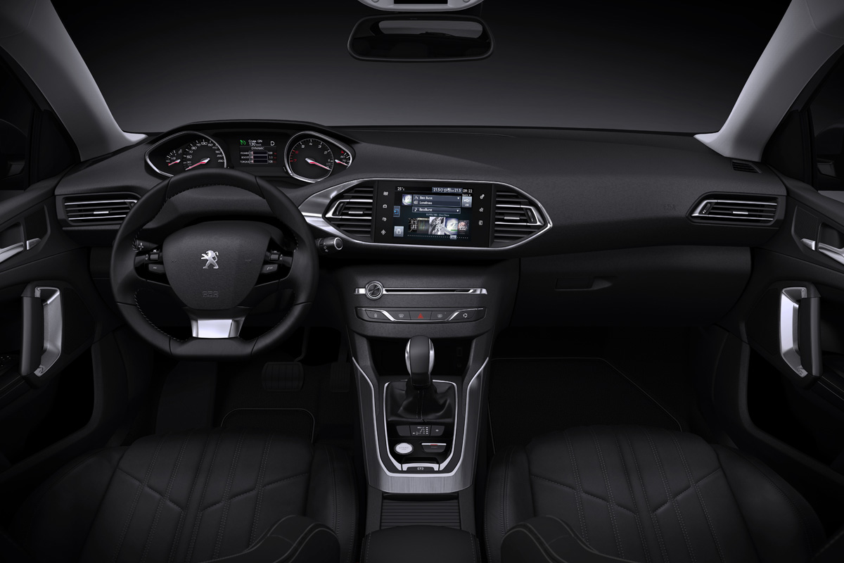 Peugeot 308 SW dashboard