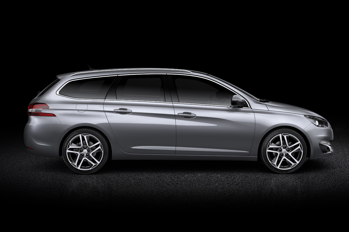 Peugeot 308 SW side profile