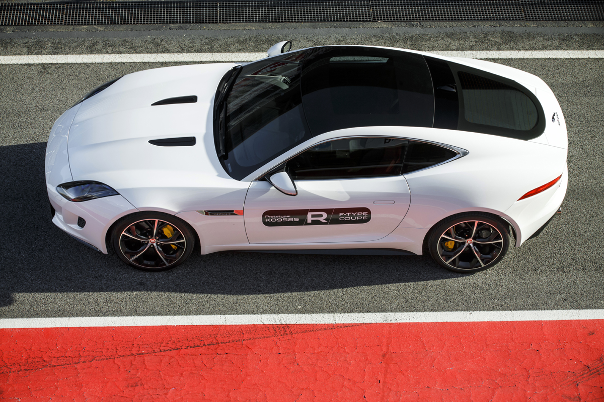 Jaguar F-type Coupe R