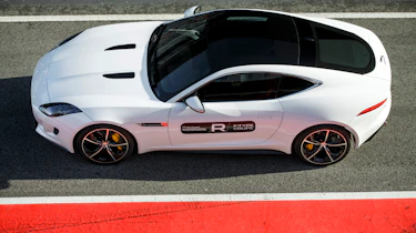 Jaguar F-type Coupe R