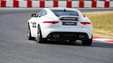 Jaguar F-type Coupe R