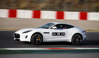 Jaguar F-type Coupe R