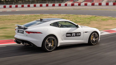 Jaguar F-type Coupe R