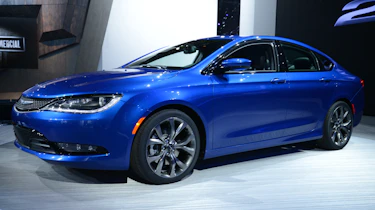 Chrysler 200C launched at Detroit