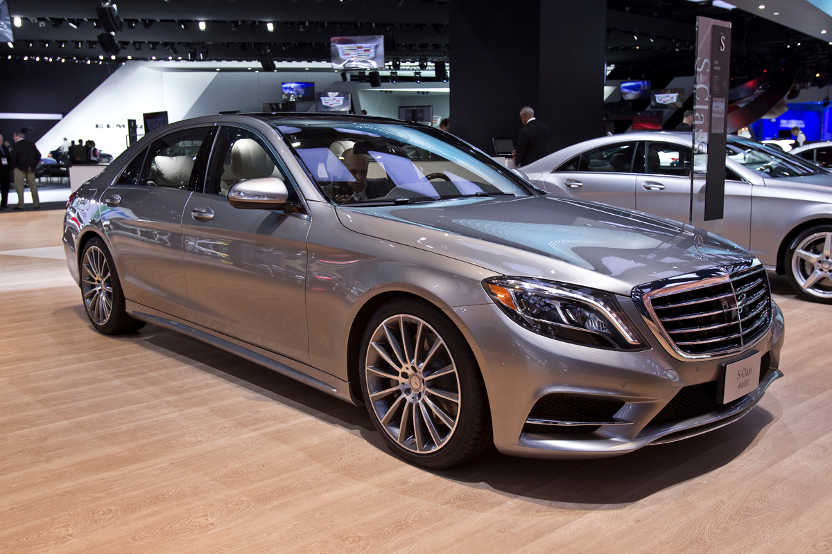 Mercedes-Benz S600 launched at Detroit motor show