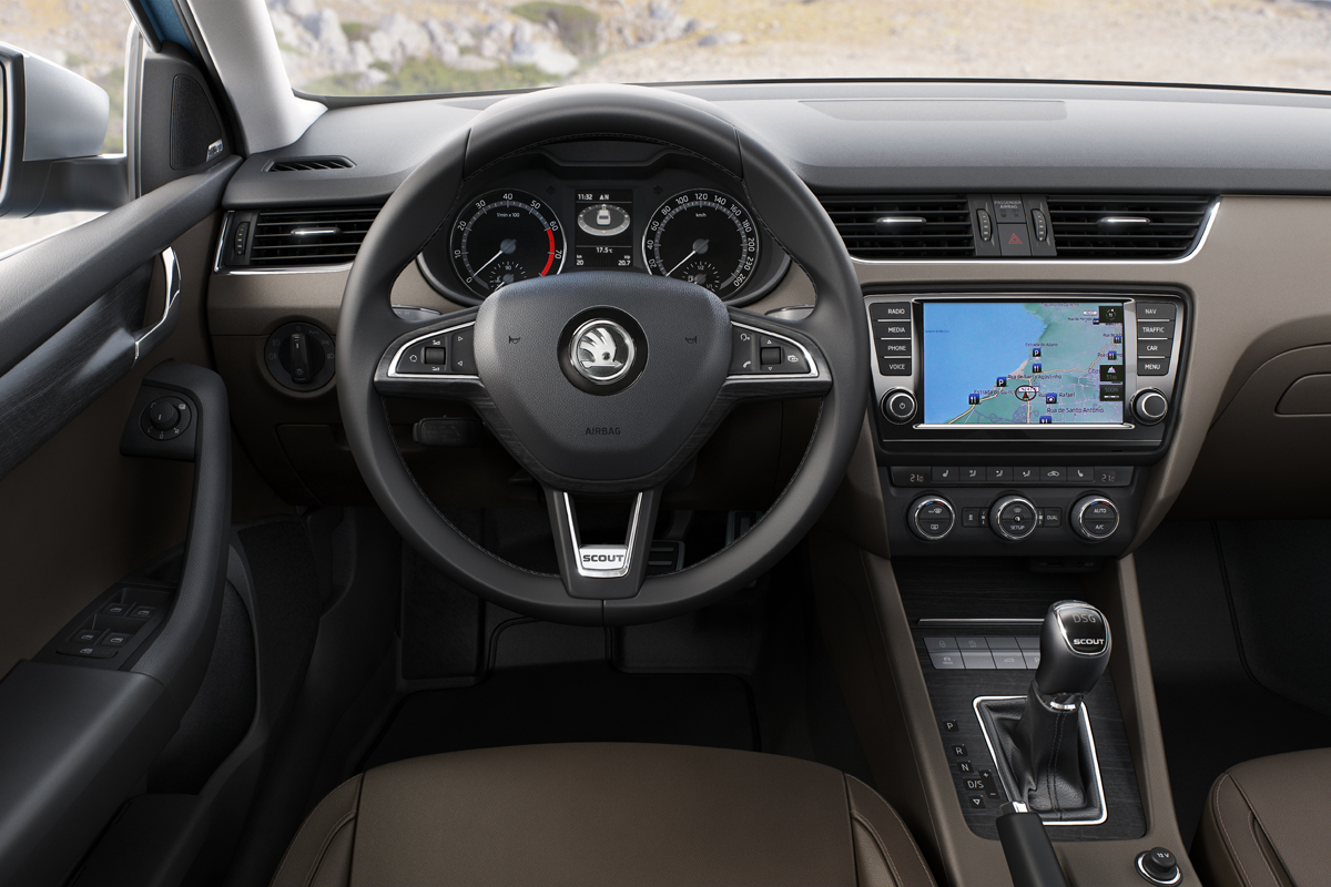 Skoda Octavia Scout steering wheel