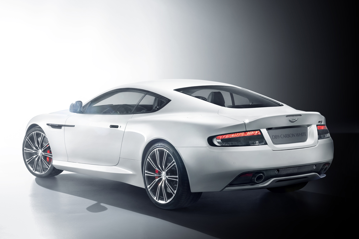 Aston Martin DB9 Carbon White
