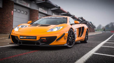 McLaren 12C GT Sprint orange