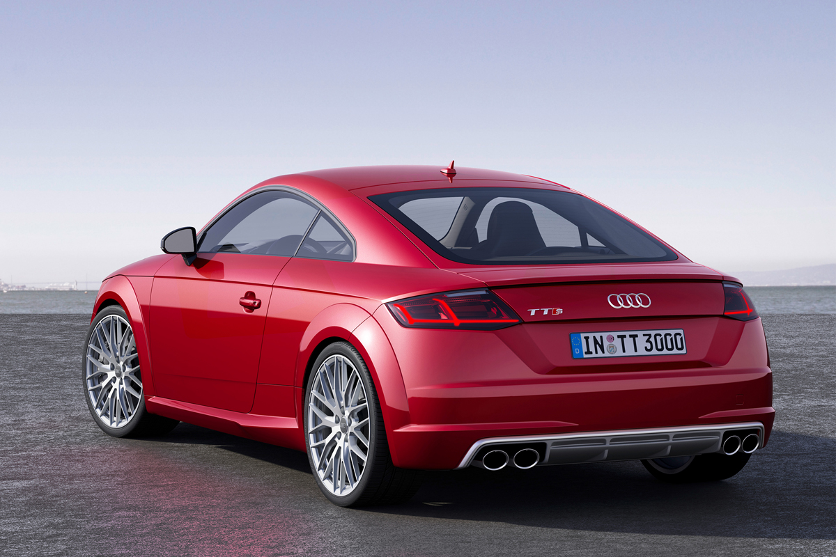 Audi TT and TTS revealed at the Geneva motor show
