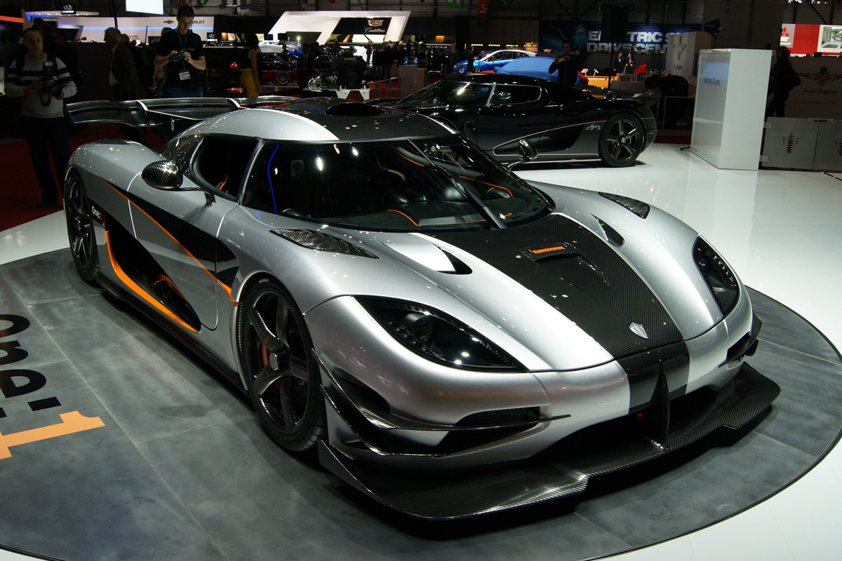 Koenigsegg One:1 supercar revealed