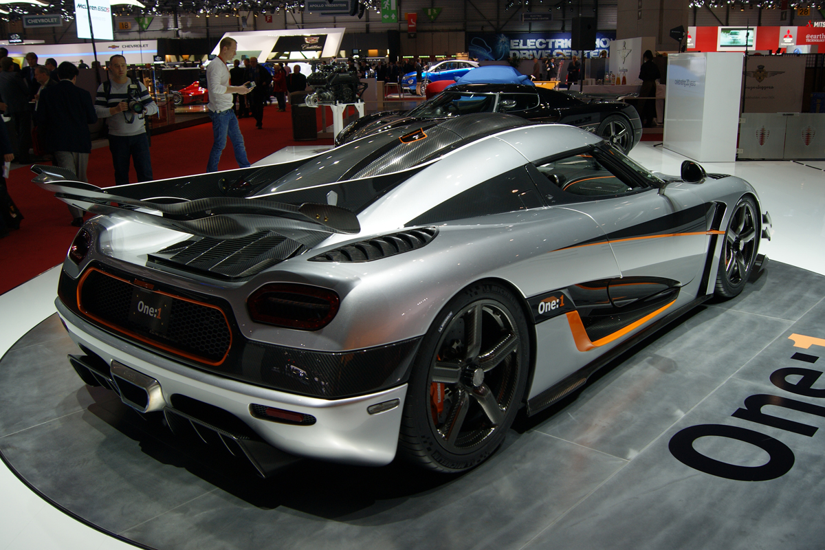 Koenigsegg One:1 supercar revealed