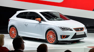 SEAT Leon Cupra 280 smashes FWD Ring record