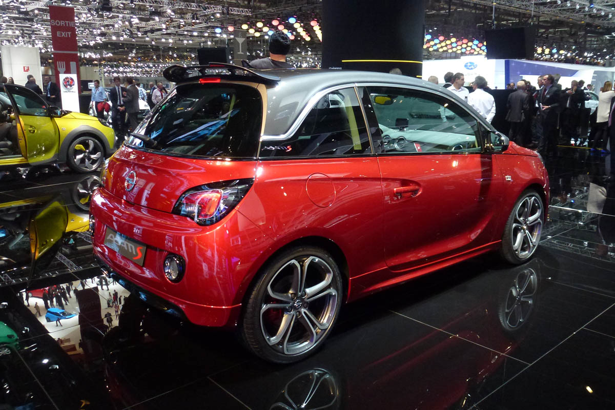 Vauxhall Adam S rear