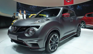 Nissan Juke Nismo RS grey front