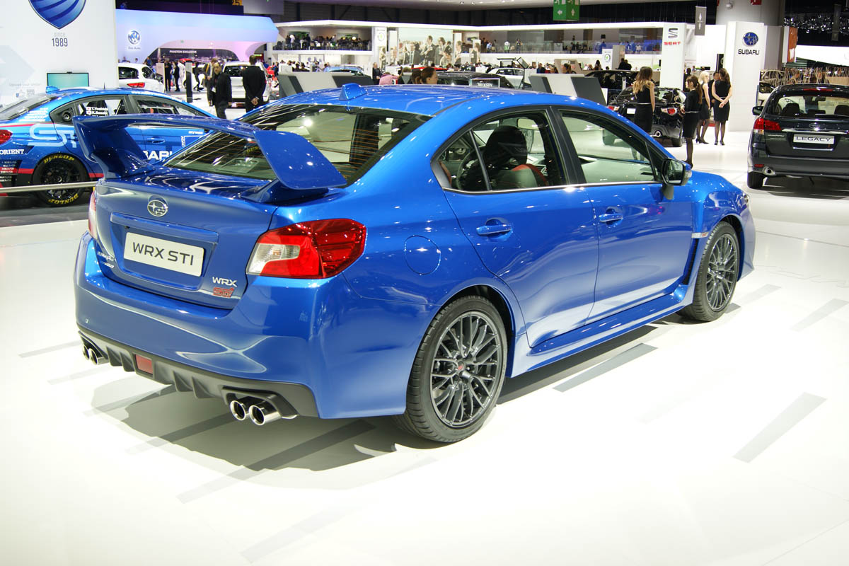 Subaru WRX STI 2014: Mica blue rear