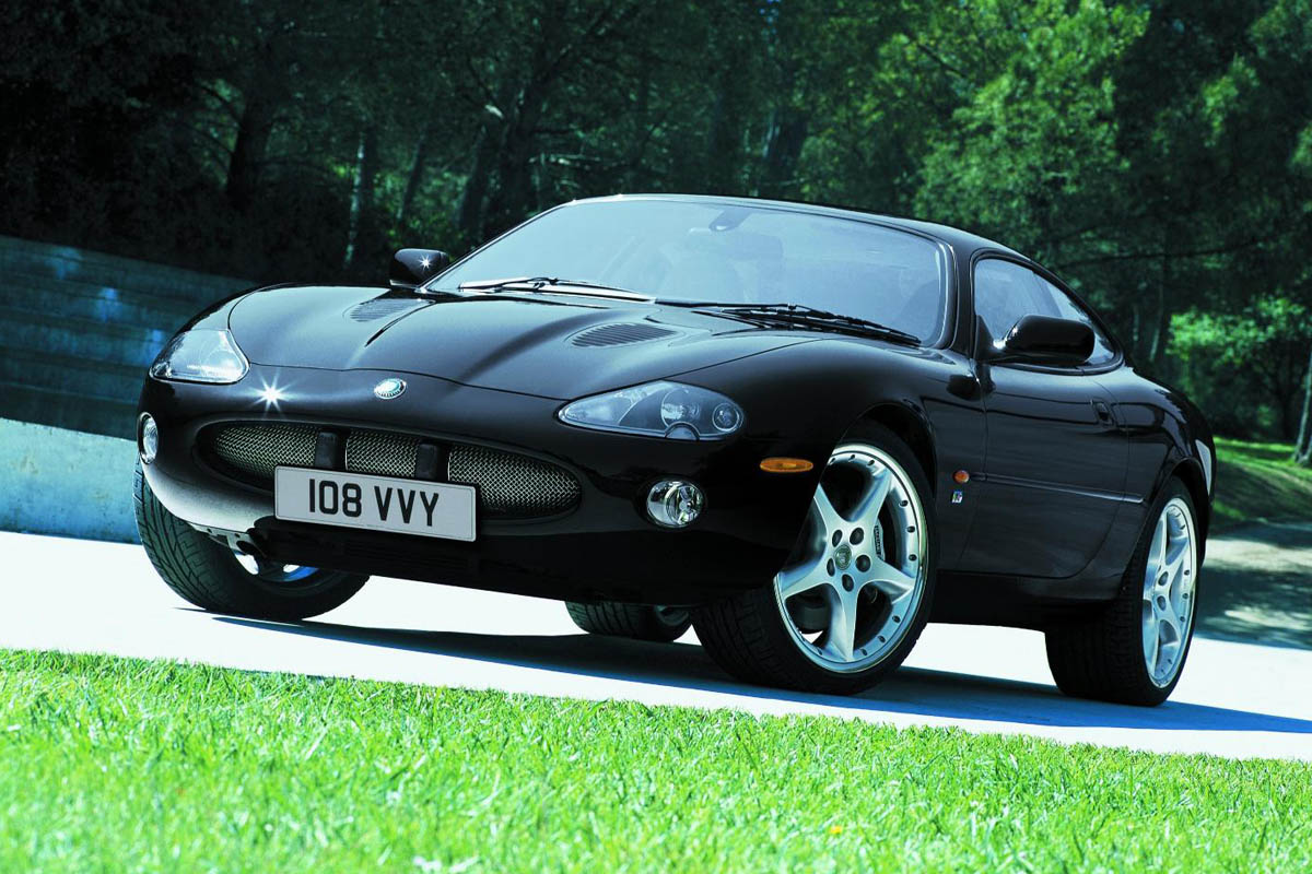 Jaguar XKR 100