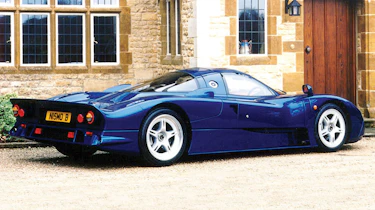 Nissan R390 GT1