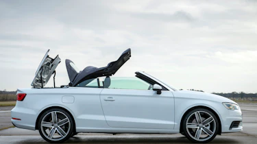 Audi A3 Cabriolet roof mechanism
