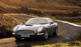 David Brown Speedback GT apes Aston DB5
