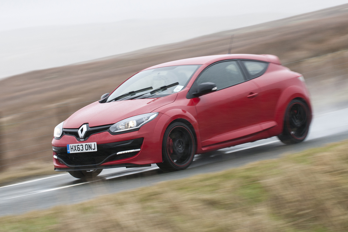 Best hot hatchbacks: Renault Megane 265 Cup