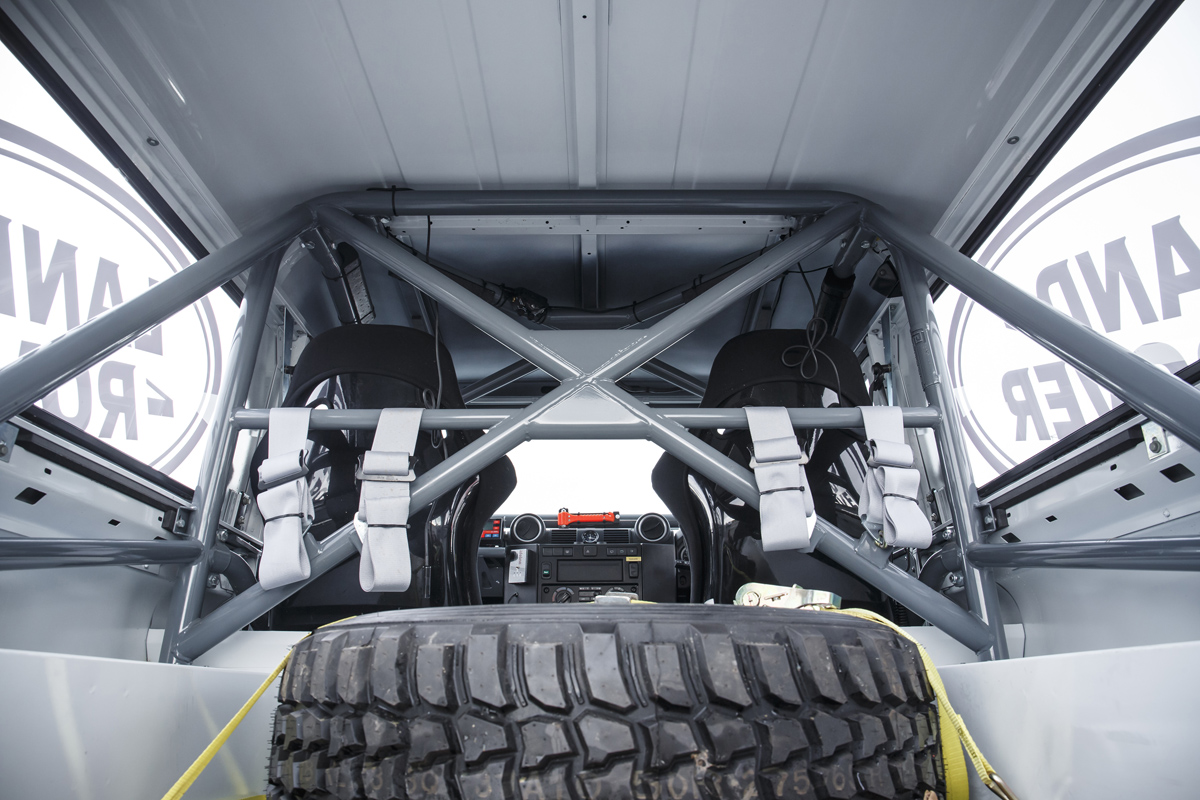 Land Rover Defender Challenge spare wheel