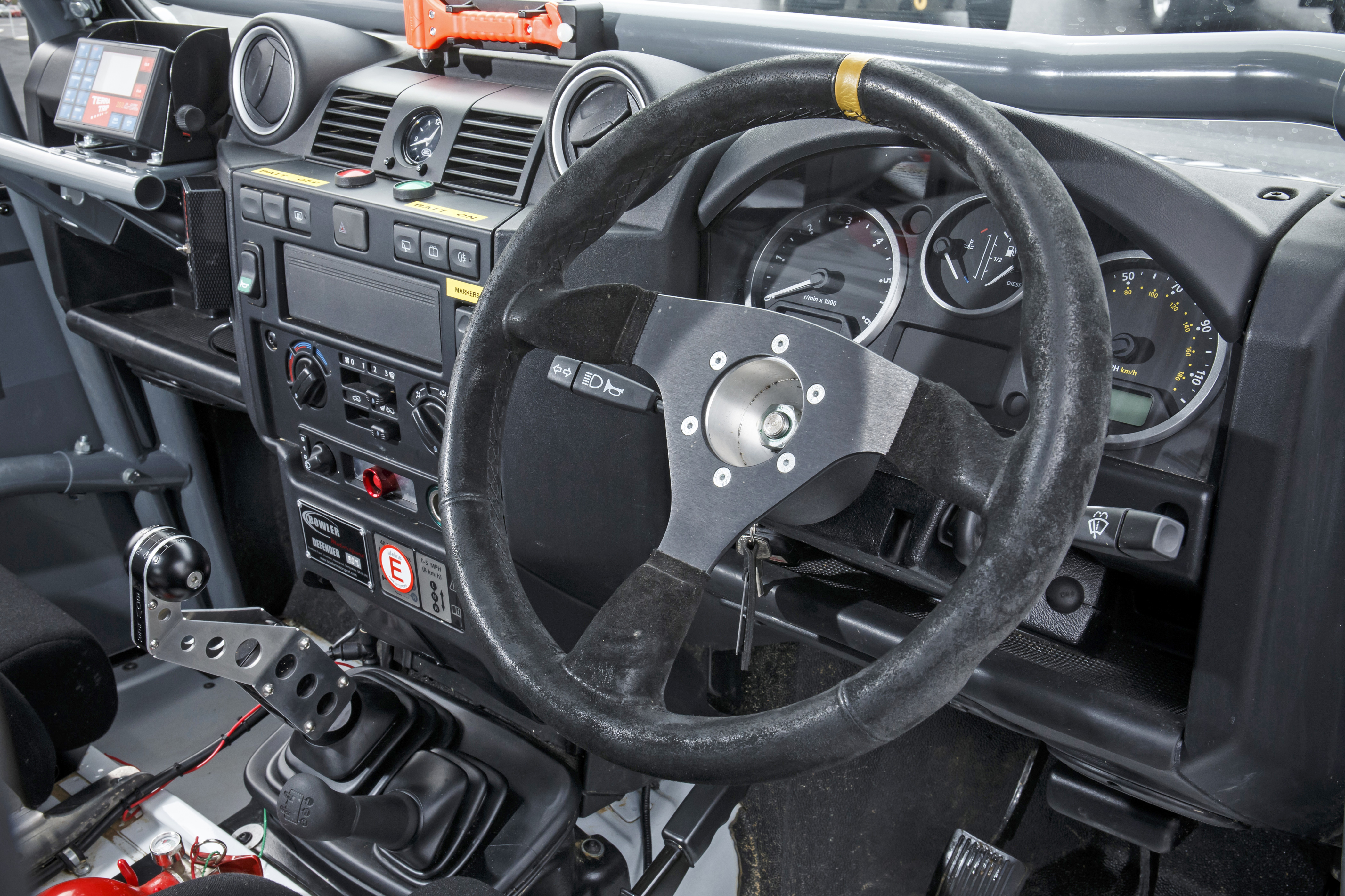 Land Rover Defender Challenge steering wheel