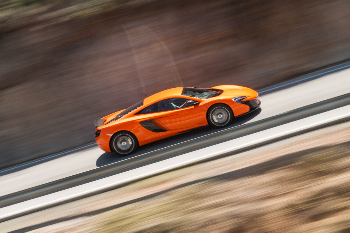 McLaren 650S side profile