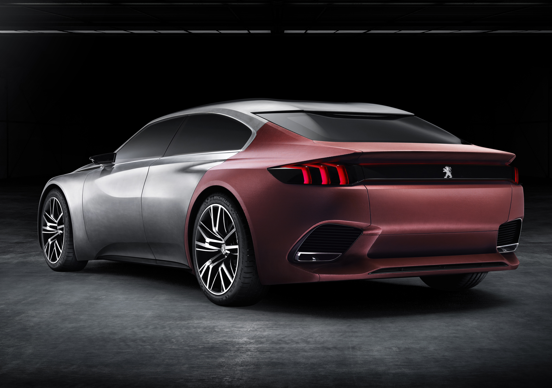 Peugeot Exalt concept shown