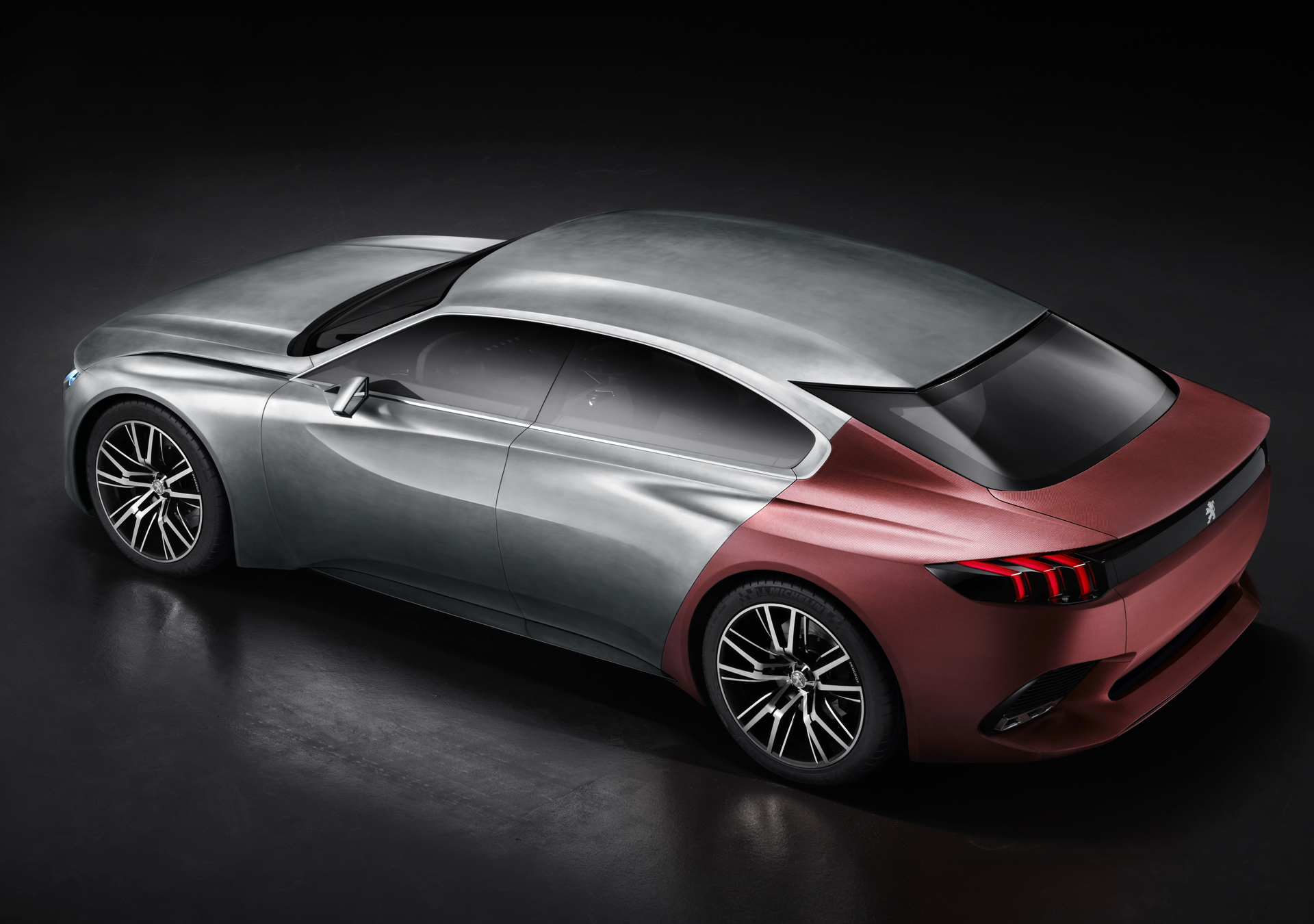 Peugeot Exalt concept shown
