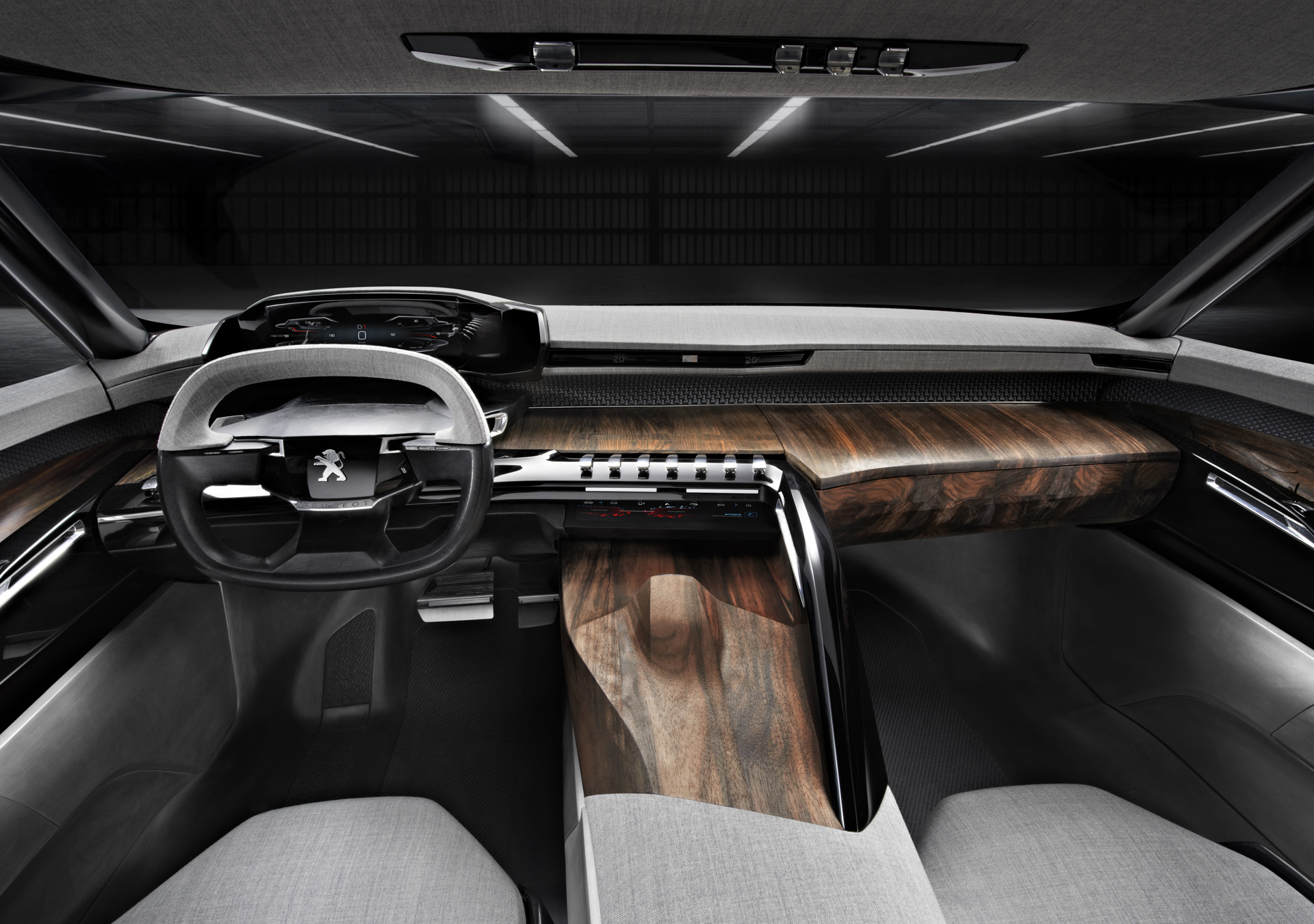 Peugeot Exalt concept shown