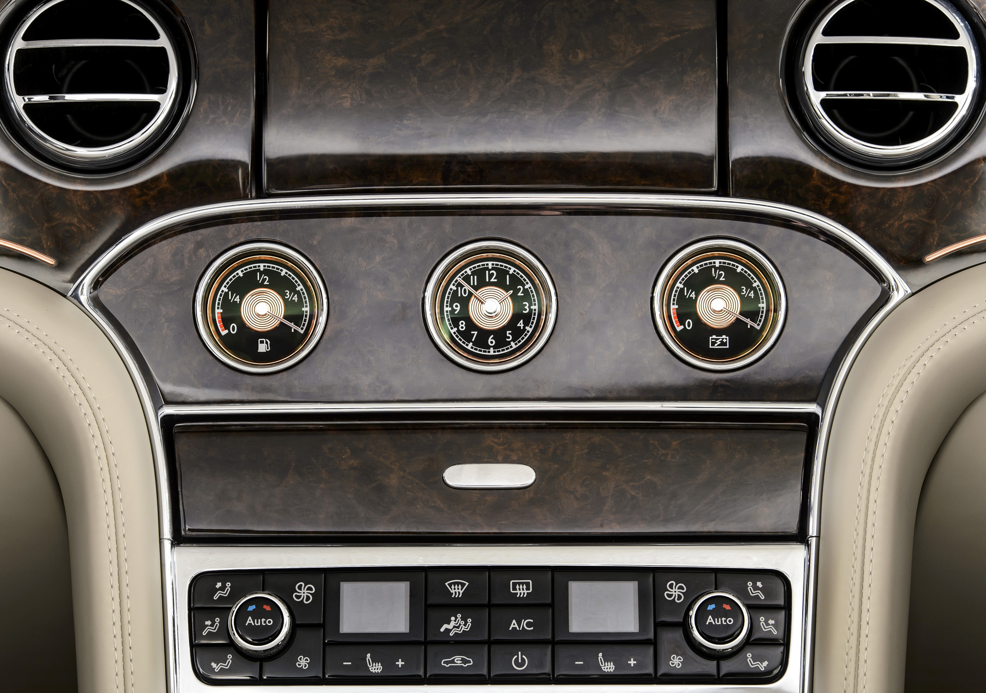 Bentley Mulsanne Hybrid concept dials