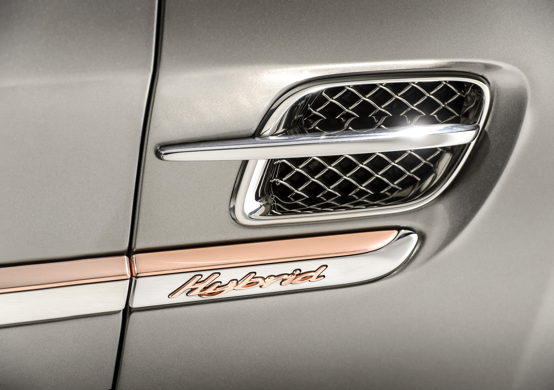 Bentley Mulsanne Hybrid concept unveiled