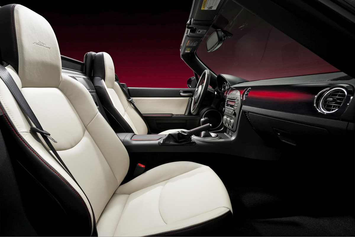 Mazda MX-5 25th Anniversary white leather interior