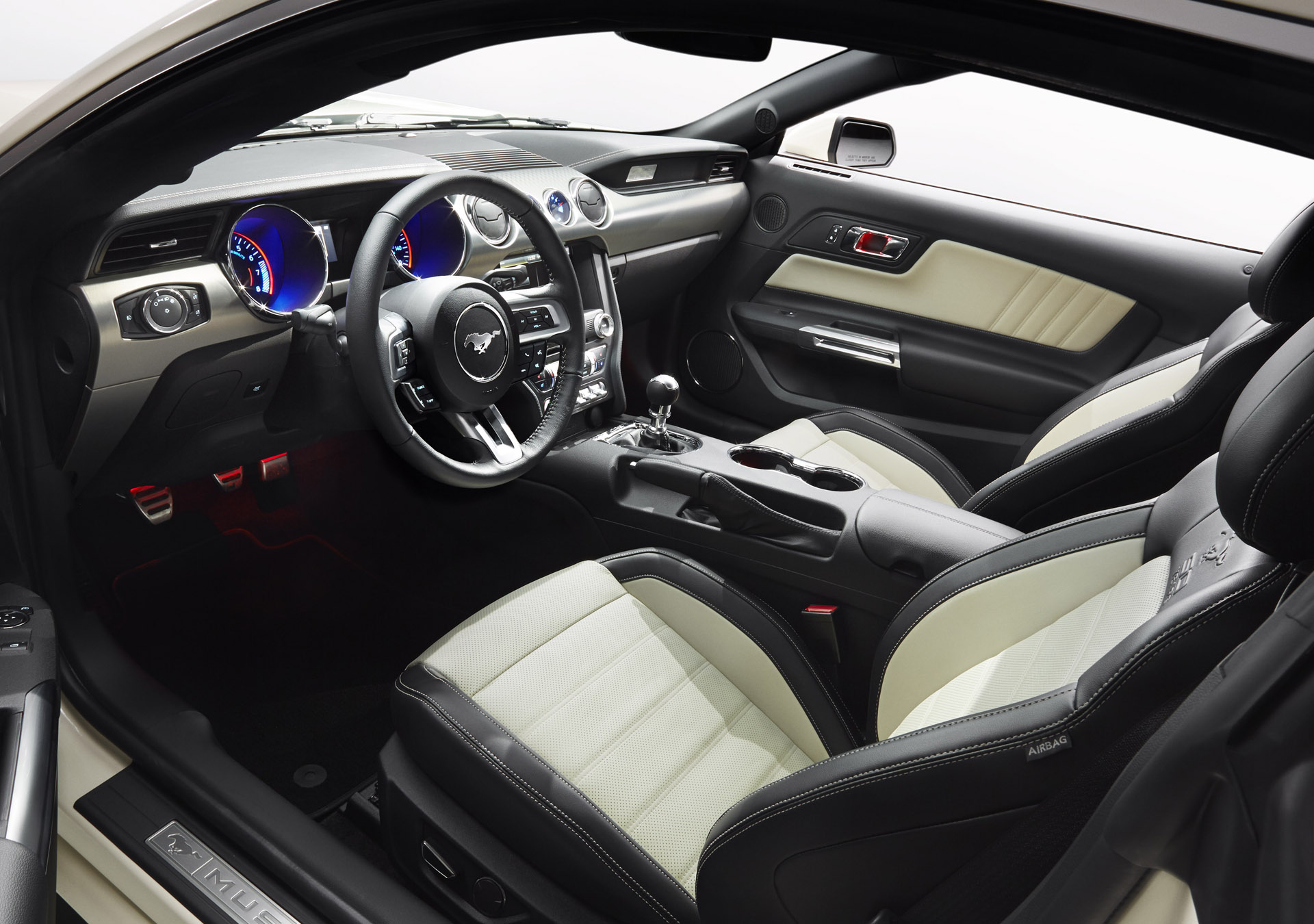 Ford Mustang 50th Anniversary limited edition launched