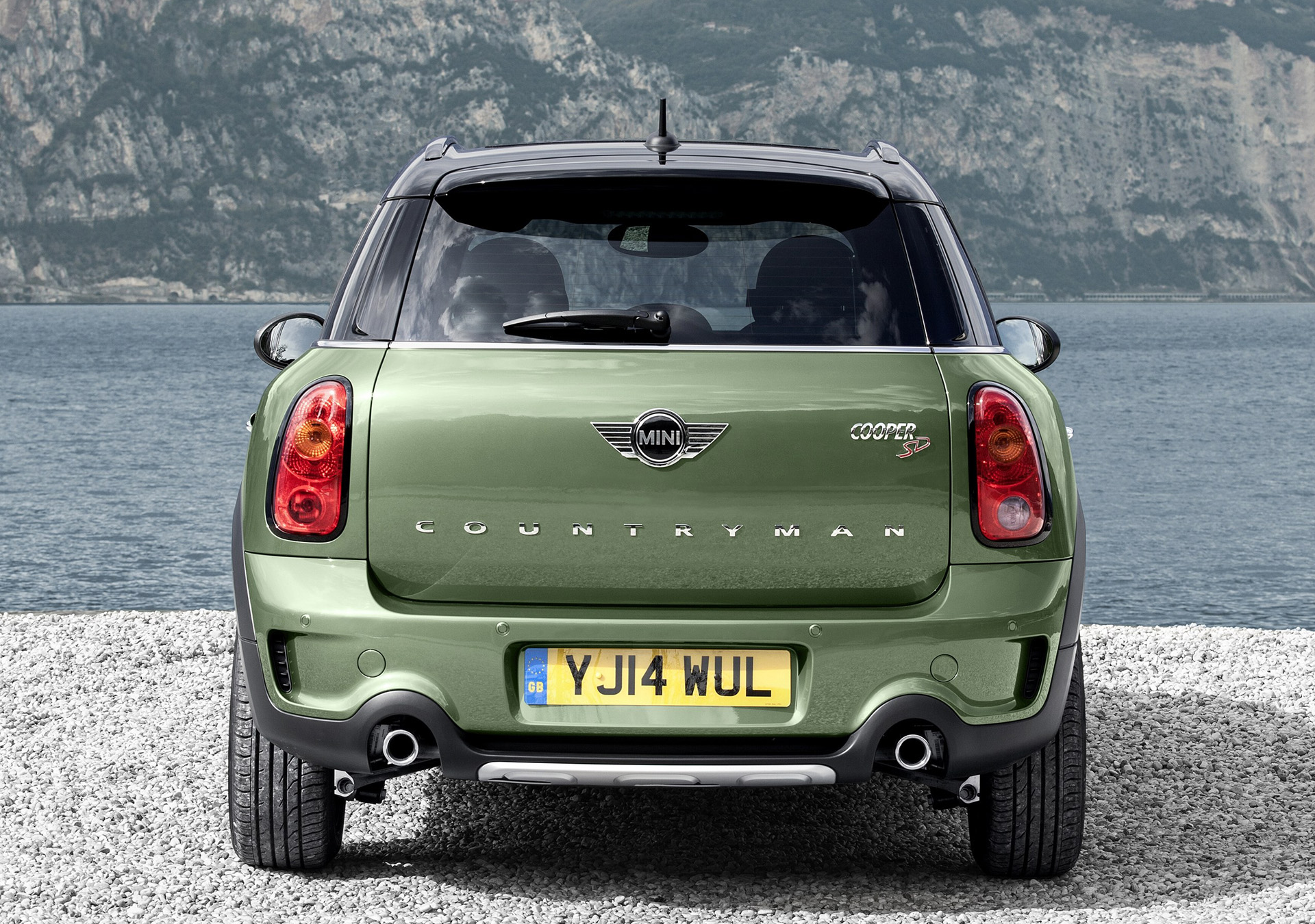 Mini Countryman gets minor facelift