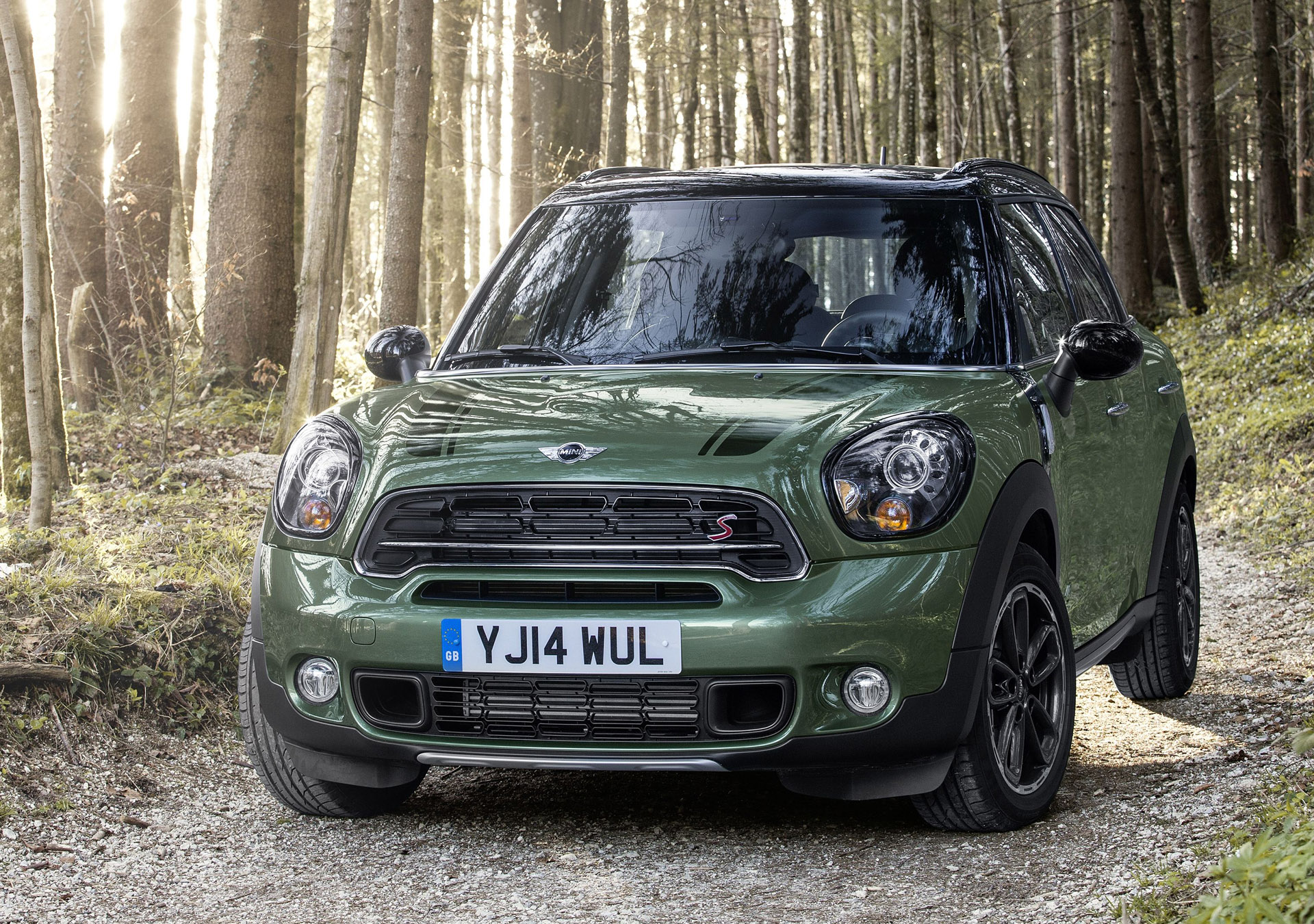 Mini Countryman gets minor facelift