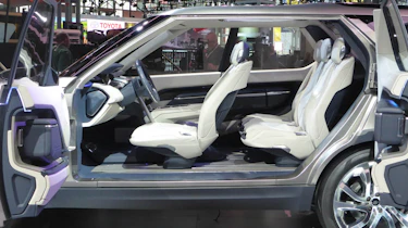 Land Rover Discovery Vision concept New York show doors open