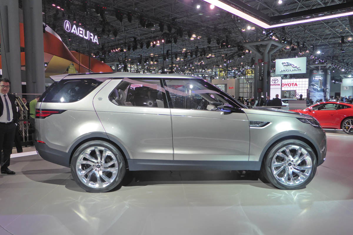 Land Rover Discovery Vision concept New York show side profile