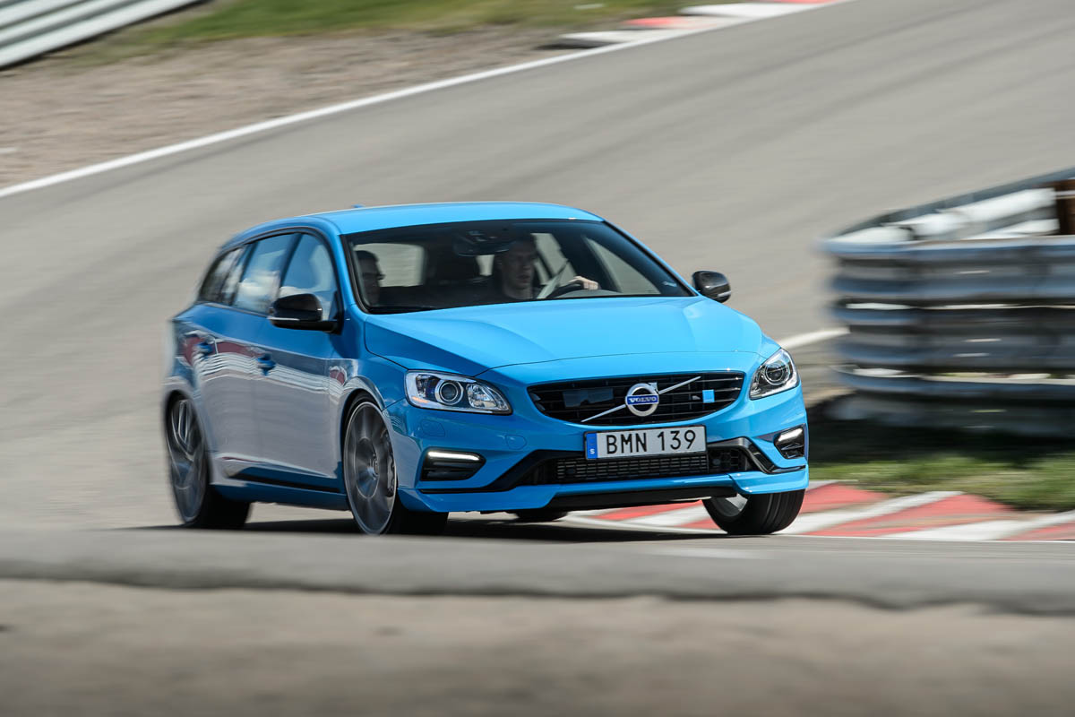 Volvo V60 Polestar Rebel Blue