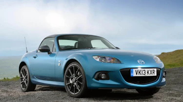 Mazda MX-5 Sport Graphite roof up