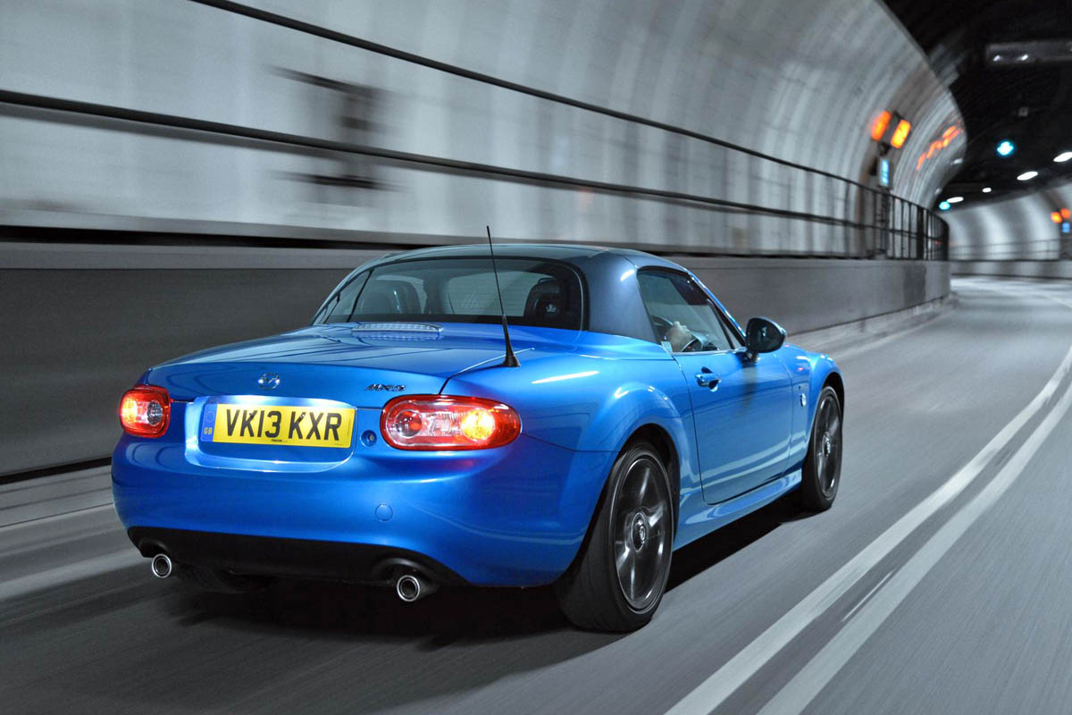 Mazda MX-5 Sport Graphite Roadster Coupe