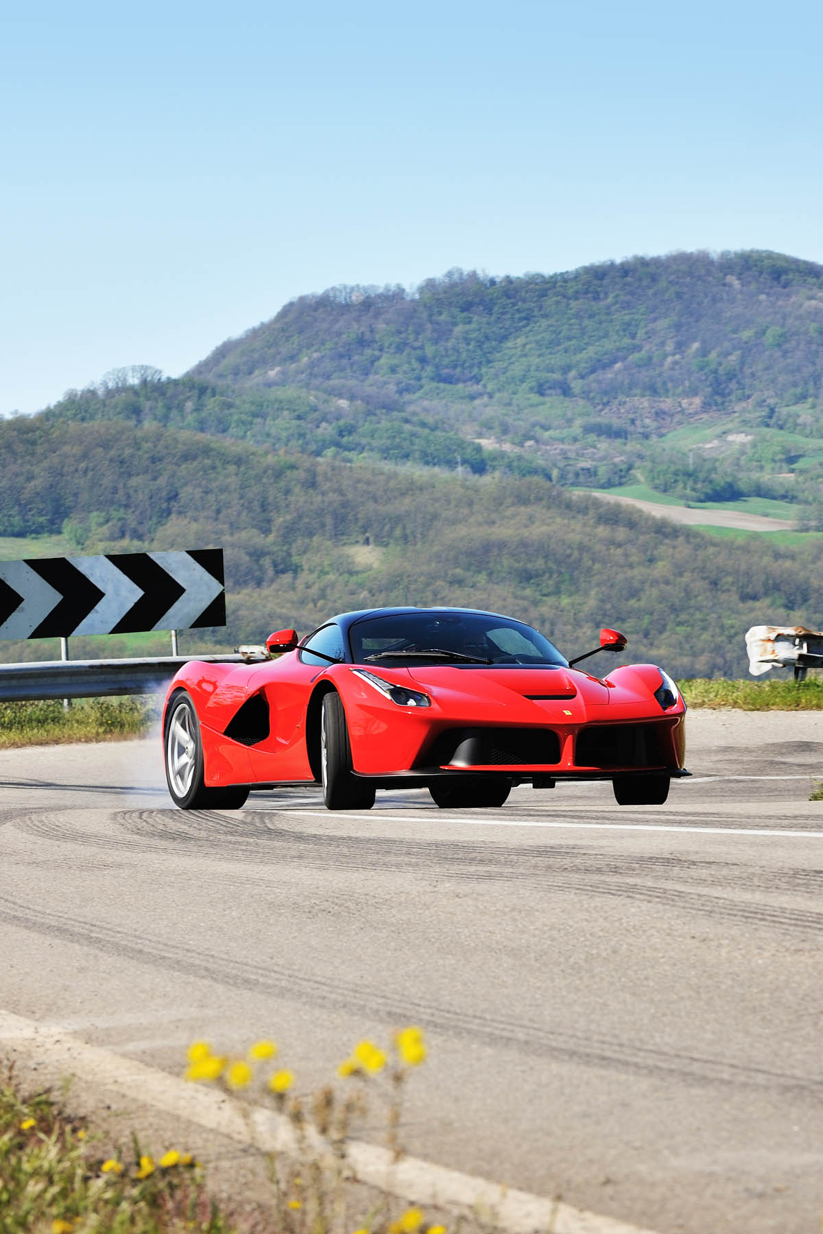 Ferrari LaFerrari sideways drift