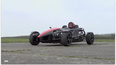 Porsche Panamera Turbo S v Ariel Atom: drag race