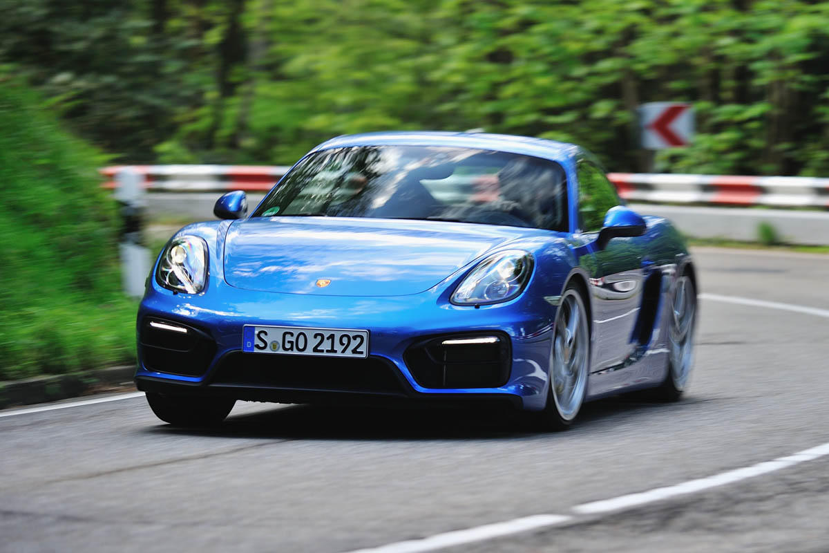 Porsche Cayman GTS blue