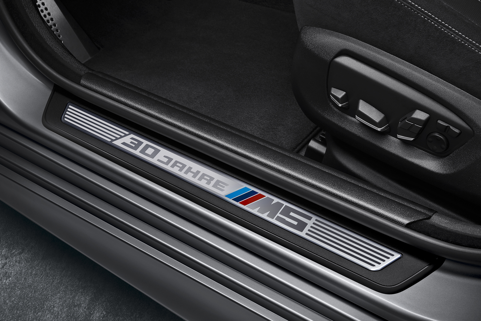 BMW M5 30th anniversary model