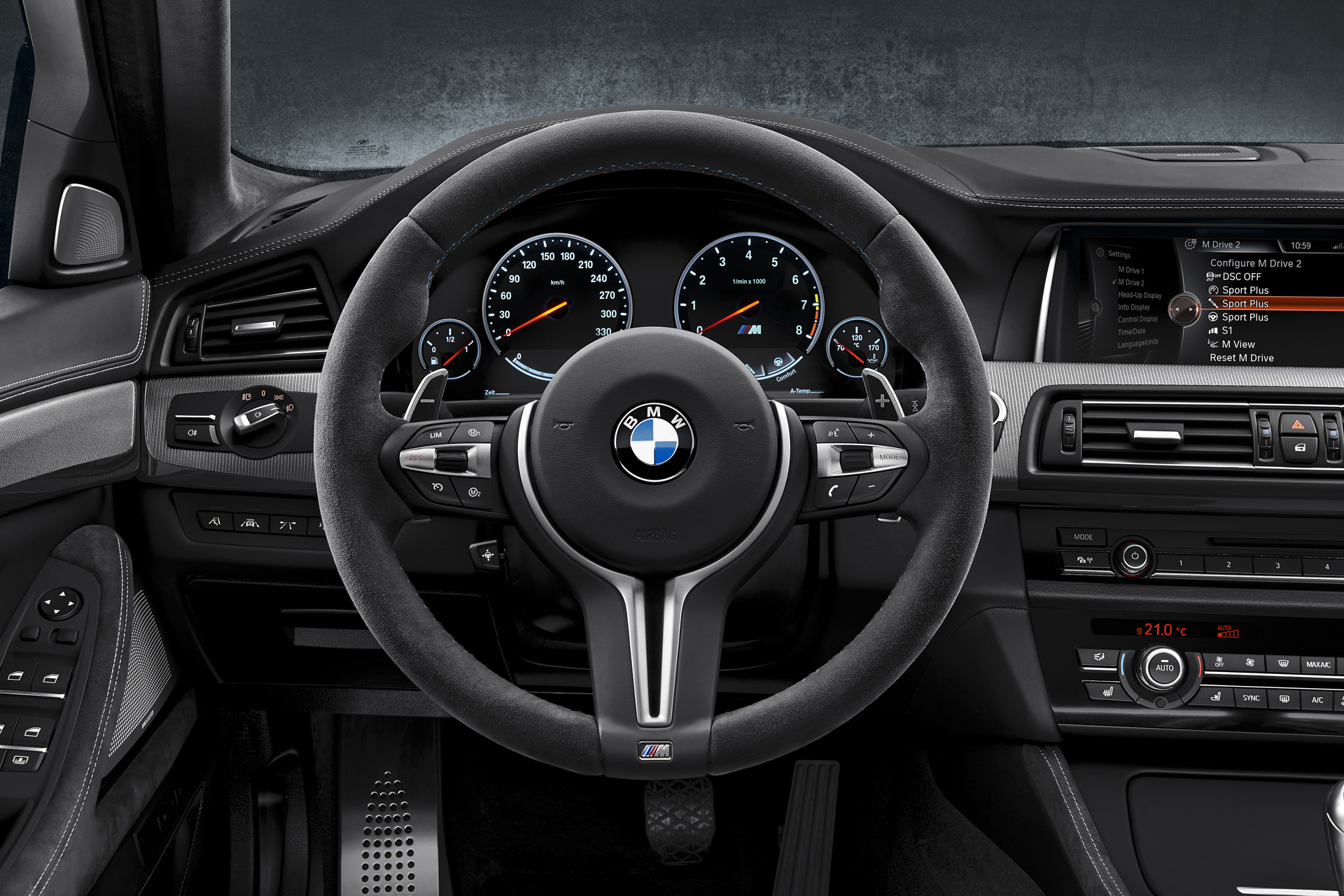 BMW M5 30th anniversary model