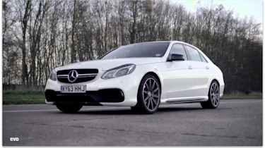 Mercedes E63 S AMG v Vauxhall VXR8 GTS: drag race video
