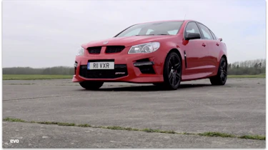 Mercedes E63 S AMG v Vauxhall VXR8 GTS: drag race video