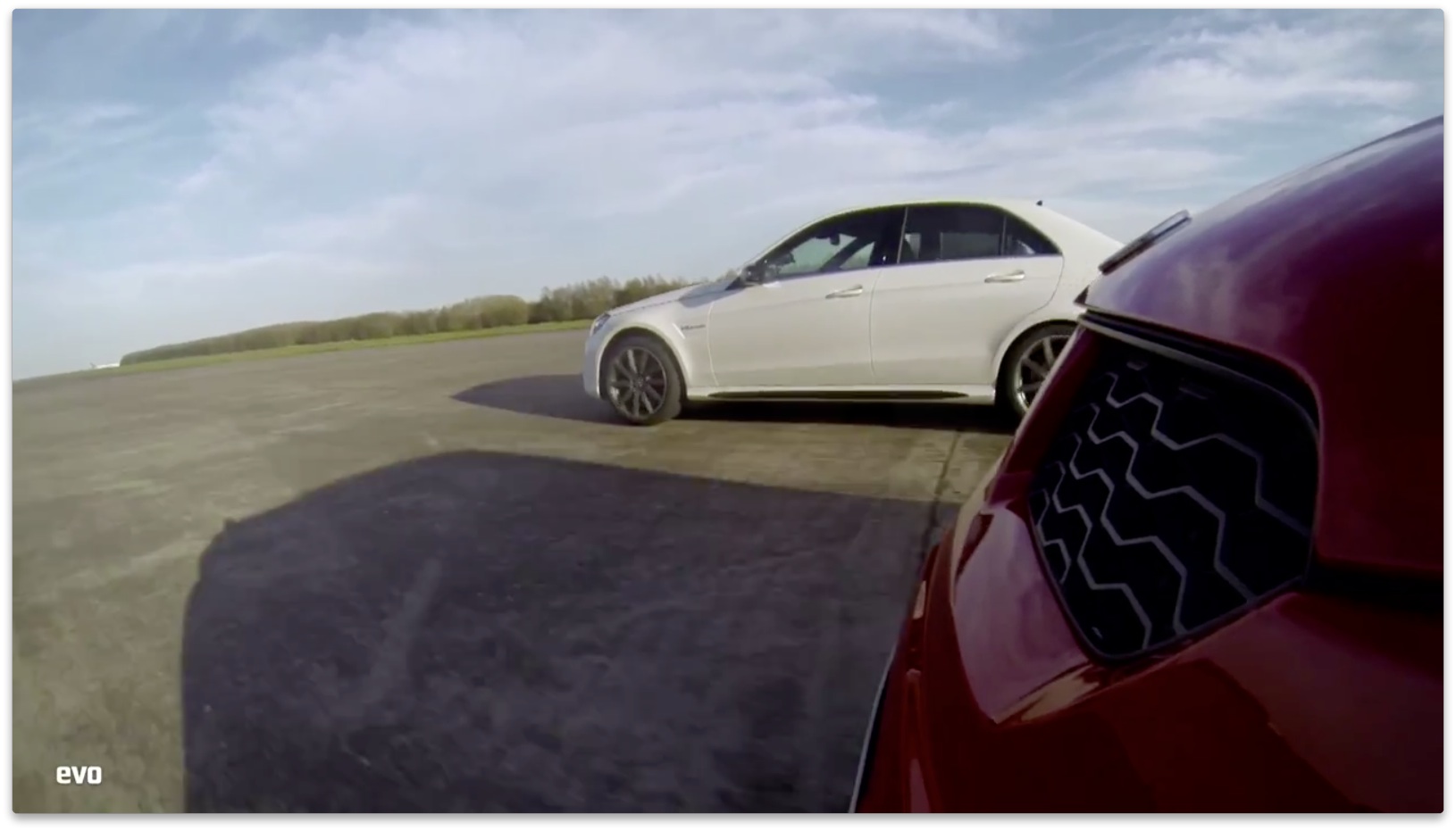 Mercedes E63 S AMG v Vauxhall VXR8 GTS: drag race video