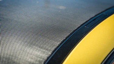 BMW M4 carbon roof